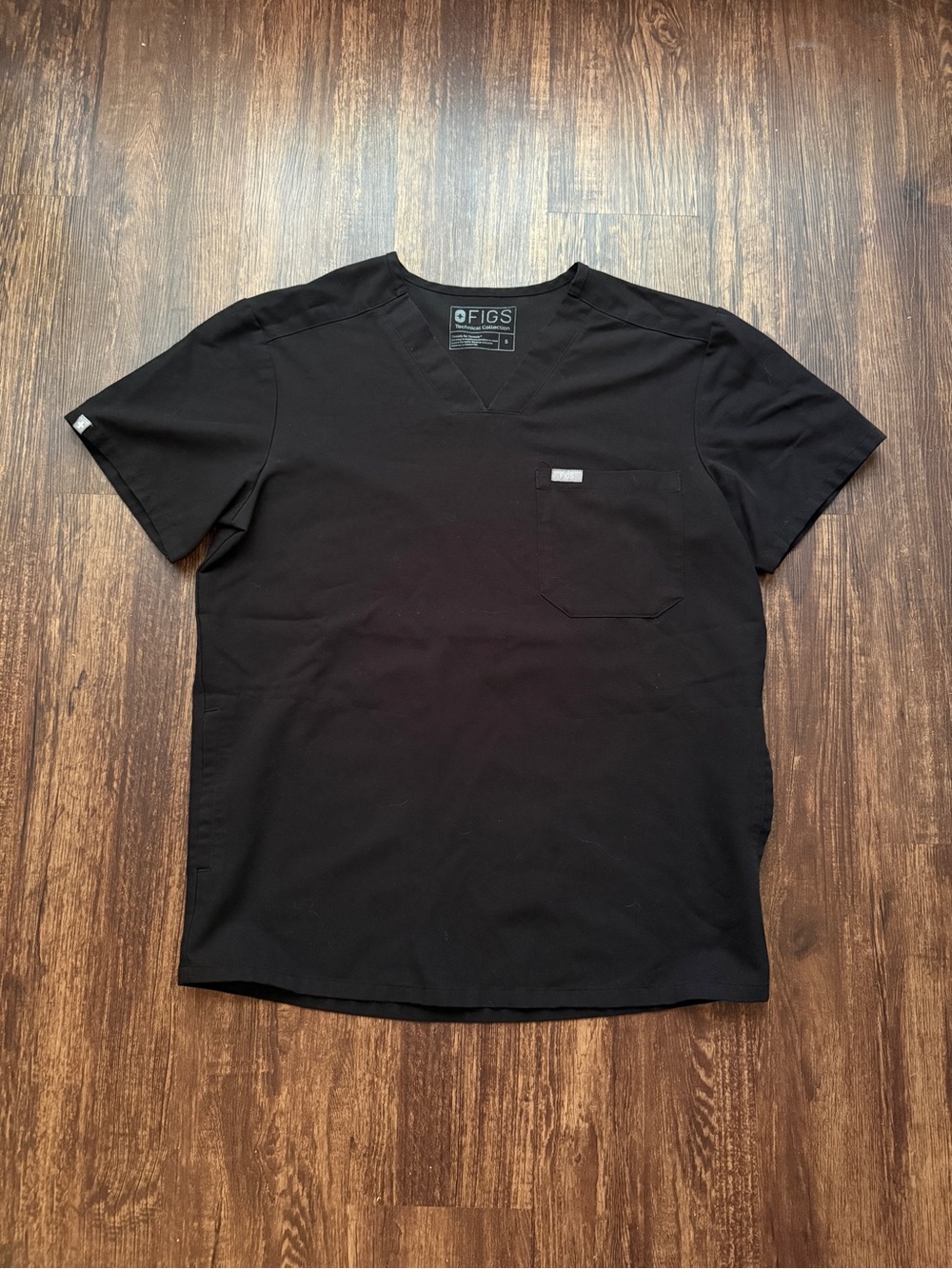 FIGS Men’s Black Chisec Scrub Top Nurse Hospital Medical Healthcare- Size S